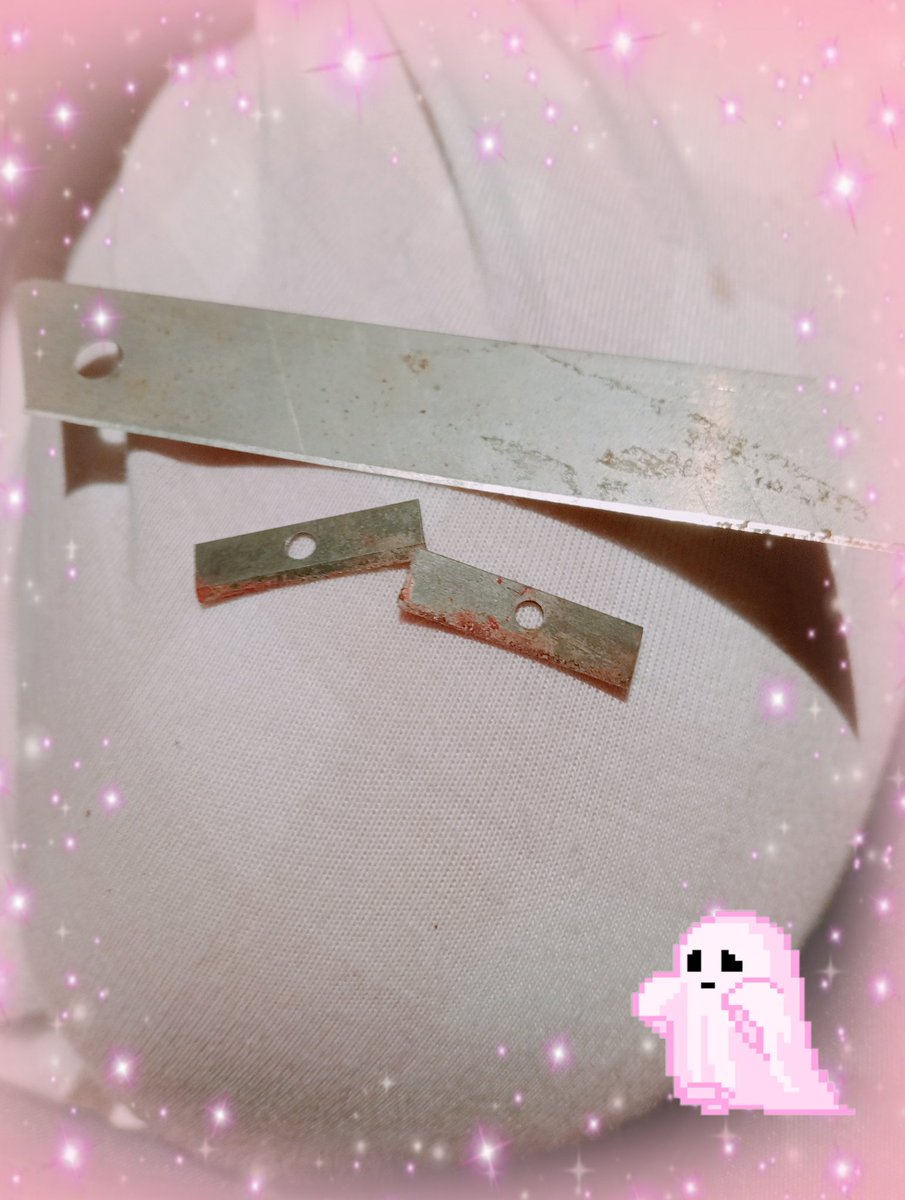 Bladestorekitty's tweet photo. So dirty! (⁠っ⁠˘̩⁠╭⁠╮⁠˘̩⁠)⁠っ

ALL FAKE AND MOVIE PROSTETICS 

#shtwt #sh #shelftwt #ouchietwt #slittwt https://t.co/6Zk9o5D7Qm