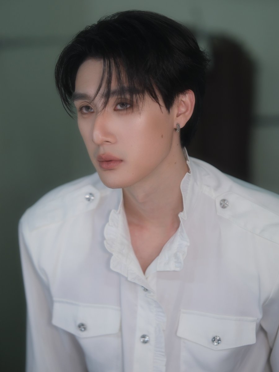 dwtdbailey's tweet photo. น้องธีโคตรขี้โกง ขี้โกงมาก ๆ ก็ทั้งสวยทั้งหล่ออะ แกว่าขี้โกงมั้ยล่ะ นางเหมาหมดทุกคำเชยชมอะ เบ้าอย่างงี้พระเจ้ารักตราย เพราะตั้งใจปั้นมาก ปั้นแบบทะนุถนอมเบามือสุด ๆ นางถึงได้เกิดมาเป็นที่น่าเอ็นดูของใครต่อใครไง เจอสักครั้งก็พาเอาใจระทวยแล้ว รักแรกของเด้กสาวเด้กชายทุกคนมาก https://t.co/0qleMzR81Z