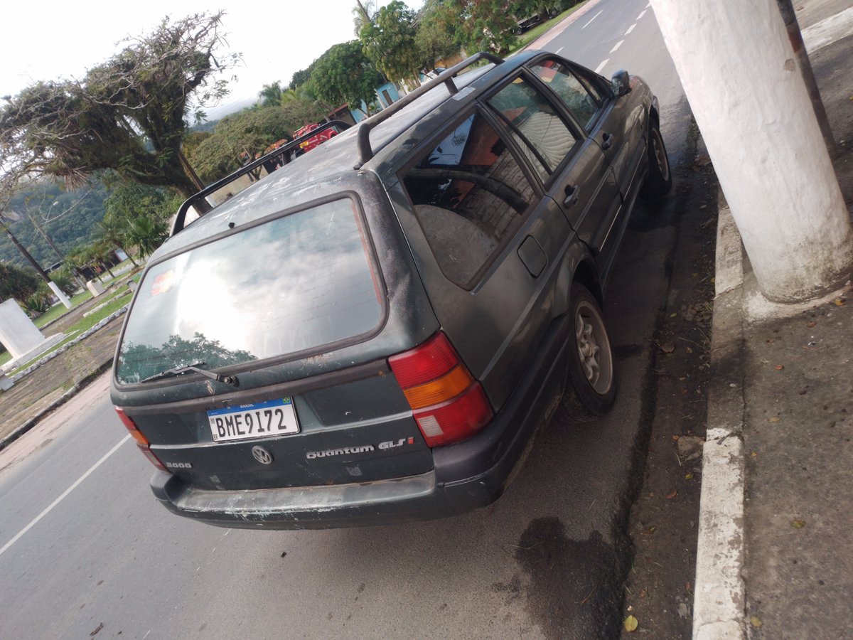 EoBeedryss's tweet photo. @WeiseFranklin Vagas memórias de um Verde capri https://t.co/qrjWgg9F5g