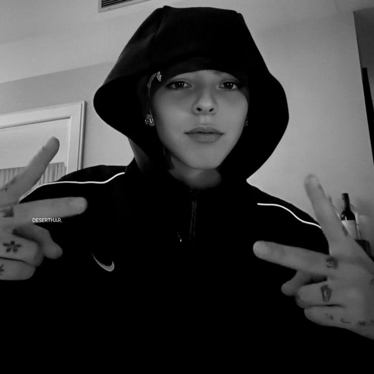 Babymikot3's tweet photo. 𝙰𝚌𝚑𝚘' 𝚖𝚊𝚖𝚒 ¿𝚀𝚞𝚎 𝚎𝚛𝚎' 𝚞𝚗𝚊 𝚖𝚊𝚍𝚞𝚛𝚊 𝚗𝚎𝚌𝚎𝚜𝚒𝚝𝚊𝚍𝚊 𝚢 𝚚𝚞𝚎 𝚝𝚞 𝚖𝚊𝚛𝚒𝚍𝚘 𝚗𝚘 𝚝𝚎 𝚎𝚗𝚝𝚒𝚎𝚗𝚍𝚎? 𝚃𝚛𝚊𝚗𝚚𝚞𝚒𝚕𝚊 𝚊𝚖𝚘𝚕 𝚚𝚞𝚎 𝚊𝚚𝚞𝚒́ 𝚝𝚒𝚎𝚗𝚎 𝚕𝚊 𝚜𝚘𝚕𝚞𝚌𝚒𝚘́𝚗, 𝚕𝚕𝚊𝚖𝚊 𝚊𝚕: "𝟿𝟿𝟸 𝟹** ***" 🍆🫦

♥︎ + ↻ = 𝐃𝐌 https://t.co/ydEMJVX09j