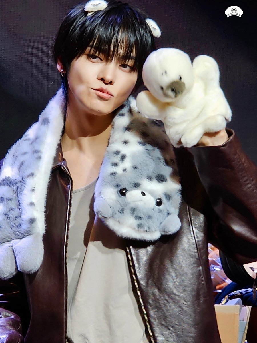 leo_never_alone's tweet photo. 261003 applemusic fansign LEO 
見た目は男らしいのにこんなかわいいのズルいよ
#ALPHADRIVEONE #ALD1 #LEO #리오 #リオ https://t.co/jbVO7a4F0W