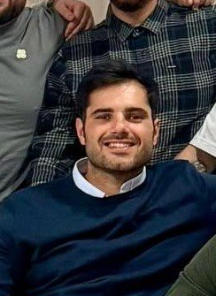 undercover_25_'s tweet photo. Se llama Fernando Oria de Rueda Gomila, es policía nacional y pertenece al GAC (Grupo de Atención al Ciudadano) de Madrid.

En su perfil se puede encontrar mensajes racistas, franquistas, visitas habituales a "Casa Pepe", insultos a Maricarmen, compadreo con Pugilato, etc. https://t.co/Hm2vzIsTyJ