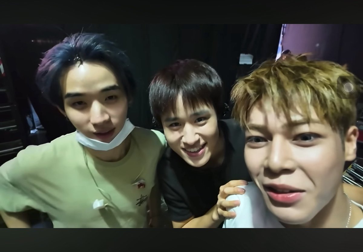 chocokorn's tweet photo. นัทฮงตัวติดกันเป็นปาท๋องโก๋เลยยยย แล้วคือทั้งงานคือเรียงเทสดีถูกสเปกกันหมด เริ่ดๆๆๆๆๆ https://t.co/JRaSx0n8DP