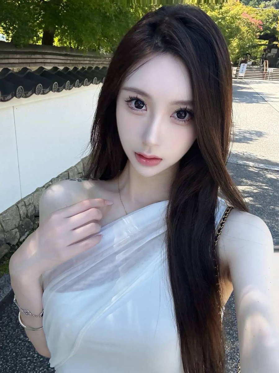 bobbyawcr's tweet photo. 杭州
不平庸是准则,不敷衍是底线
#纯欲 #杭州 https://t.co/AKmSyS3s98