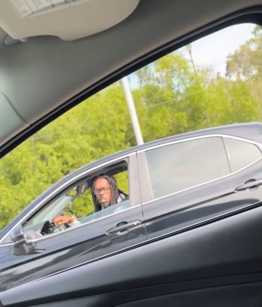 1Nicdar's tweet photo. Fun fact: If you're driving on the highway in the far left lane and people are passing you on the right while looking at you like THIS …

This is a your sign that you're in the wrong lane. 

Common sense dictates that you pull over to the right and get TF outta everyone's way. https://t.co/AWplSbpKGg
