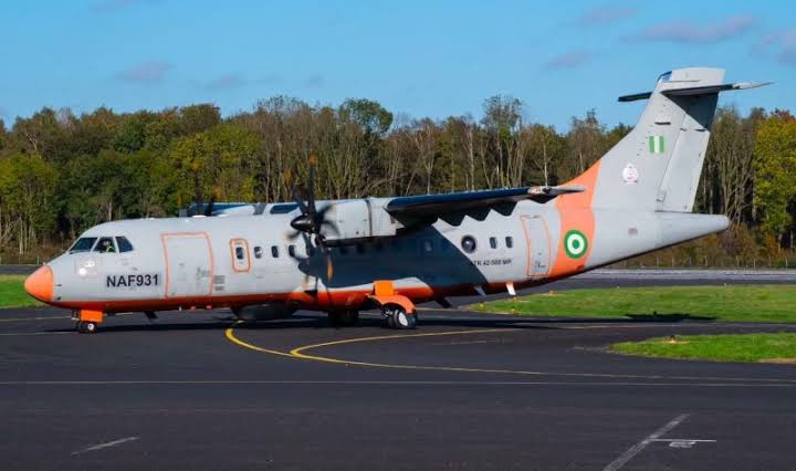 TojuWes's tweet photo. SAD NEWS: A Nigeria Air Force ATR-42 (NAF931) crashed in Ondo state during a routine flight from Lagos to Benin. 25 person including 7 crew members were onboard the flight. Search and rescue operations are currently ongoing.
May the souls of the departed rest in peace 🕯️
Amen https://t.co/Uit41o0CWR