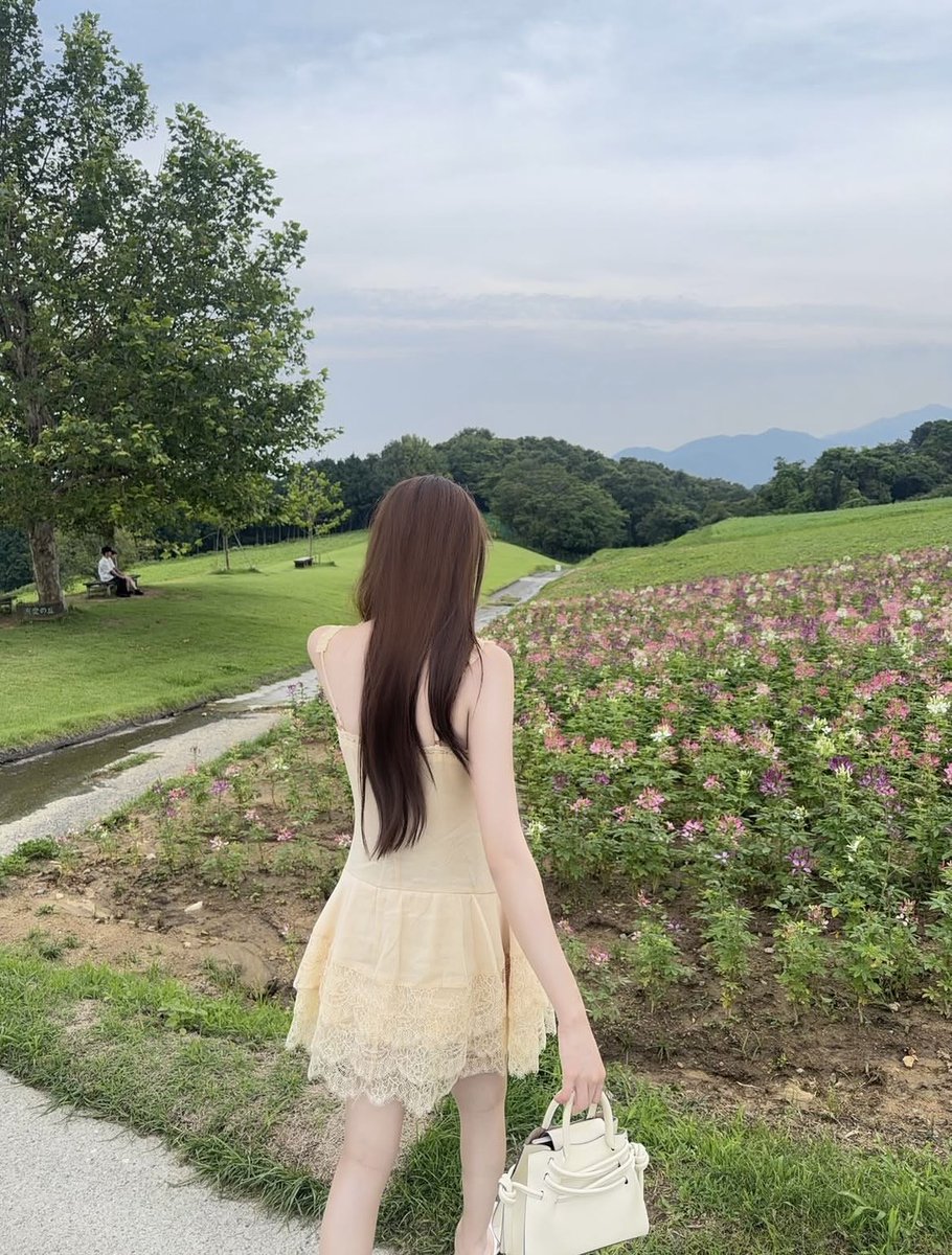 MartiPeyer's tweet photo. ถ้าข้อมูลทุกตัวมีค่าเท่ากันหมด เช่น 5, ค่า S.D. จะมีค่าเท่าใด
คำตอบคือ มีค่าเท่ากับ 0 เพราะข้อมูลไม่มีการกระจายตัวเลย🔍🧮

🆔🌻  deawxe_22

#รับงานอยุธยา รับงานอยุธยา🏛️ https://t.co/B5QL9ztgKT