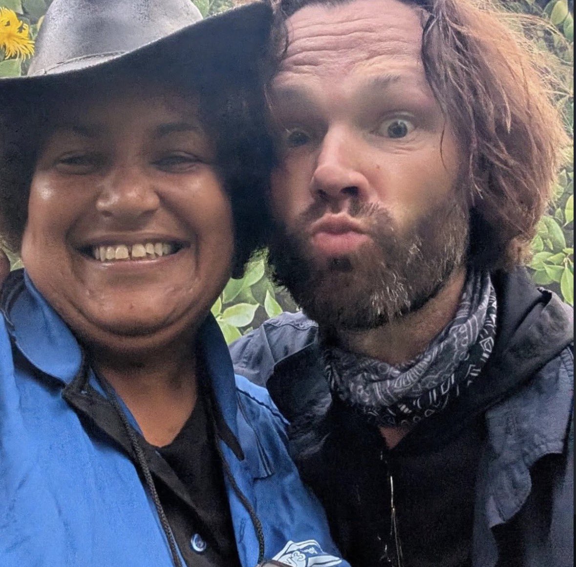 jarpadbrasil's tweet photo. O BIQUINHO!!

Mais fotos de jared com uma fã no ACL Music Festival no fim de semana.

By ladyjoker85 no Instagram. https://t.co/NmnaRXmGf0