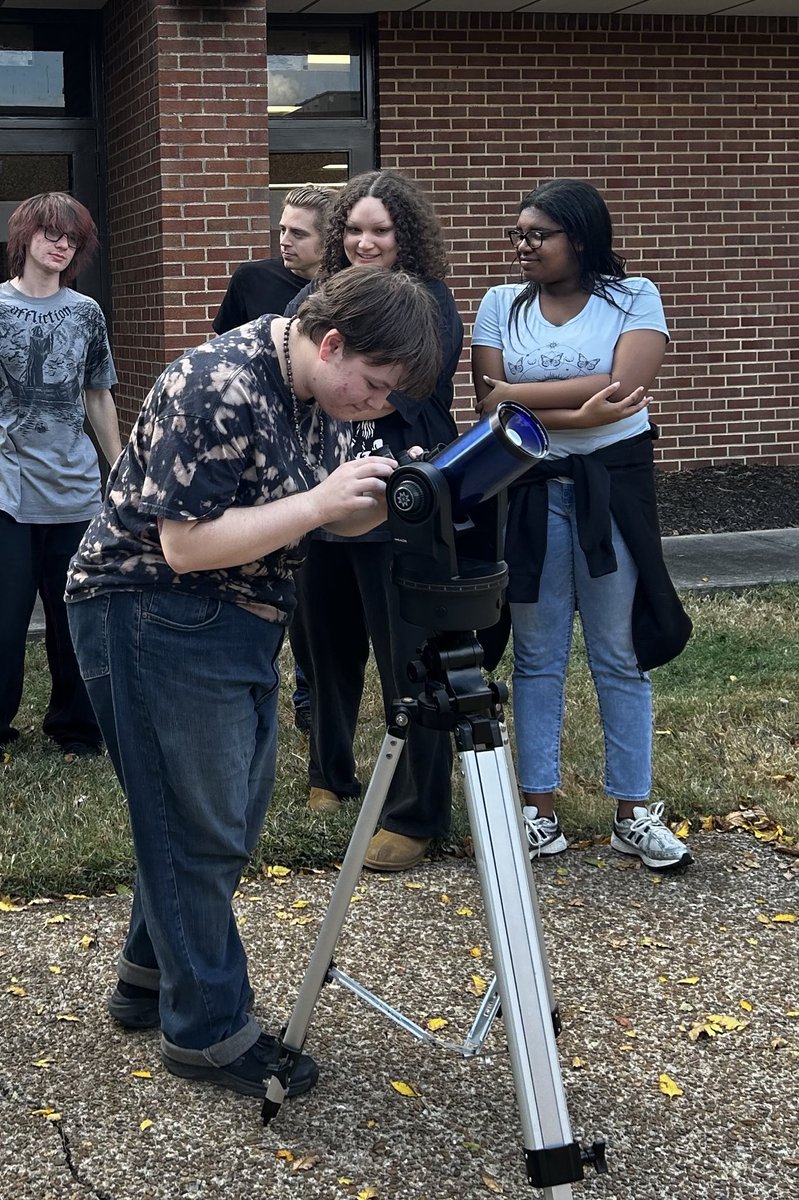NashvilleState's tweet photo. Dr. Bir Bohora’s recent Astronomy 1010 class provided an engaging introduction to space exploration through the use of a telescope. Observing celestial objects firsthand helped connect classroom concepts to real astronomical observations. https://t.co/X1DegbvFQb