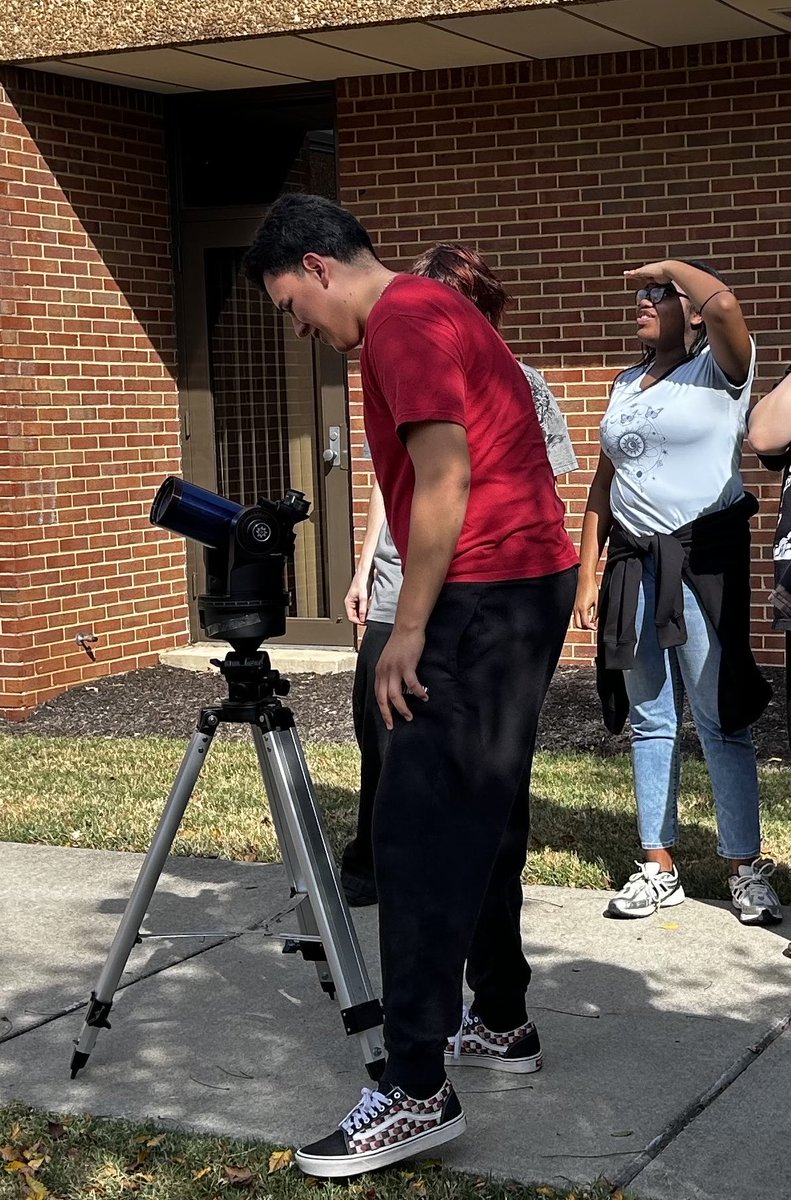 NashvilleState's tweet photo. Dr. Bir Bohora’s recent Astronomy 1010 class provided an engaging introduction to space exploration through the use of a telescope. Observing celestial objects firsthand helped connect classroom concepts to real astronomical observations. https://t.co/X1DegbvFQb