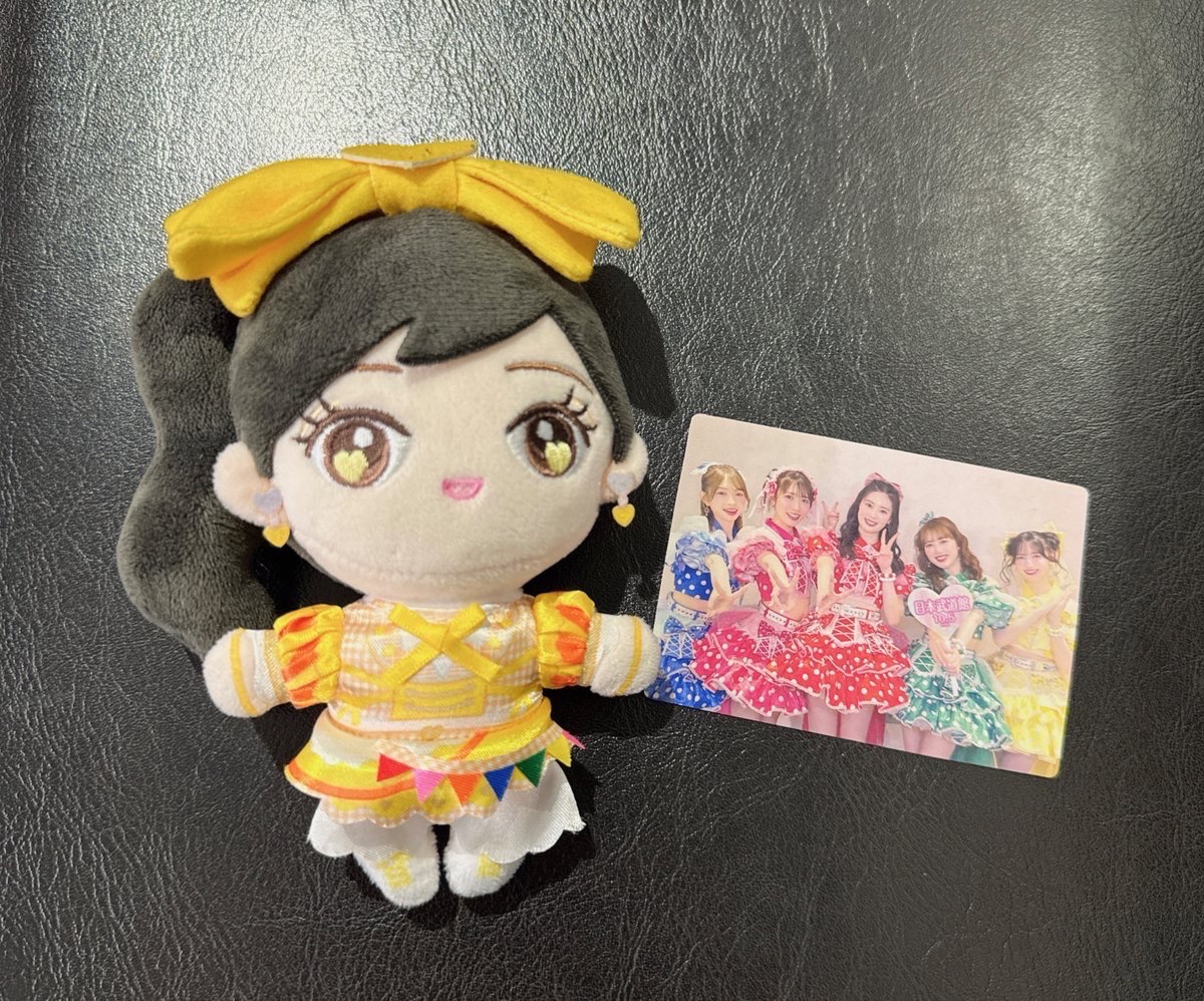 apiapiapinari24's tweet photo. 初武道館さんでした🧅🧅🧅

相変わらずおれの庭の天空席だったけど、推しが武道館いってくれたので今日が命日です💛 https://t.co/IEm1LG5K9M