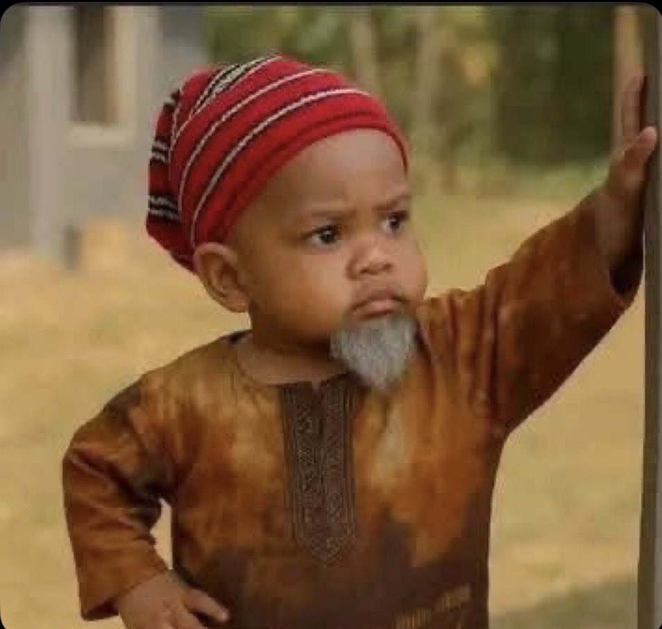 Samuela__2's tweet photo. Ngeze kuri bank runaka noneho numva security waho ari kuvuga English kumunyamahanga noneho ageze mwimbere umukozi ukora kuri reception uwo munyahanga ahageze biragorana kumvikana none uri kumva hataru ucyintu gikwiye gukorwa kurabo bakozi babiri???

🚨Tuganirr https://t.co/eAUnDsa9fr
