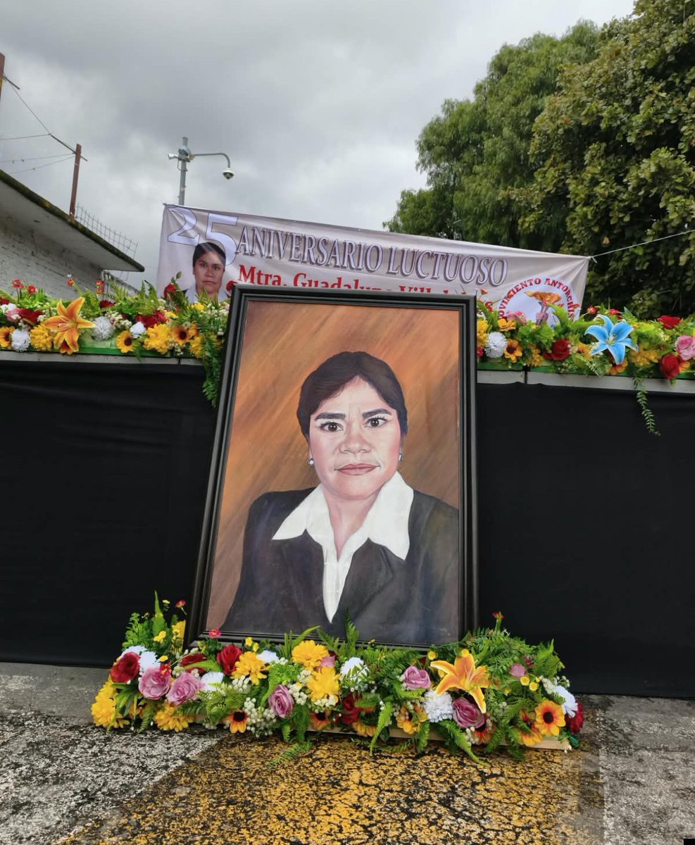 NancyGrajedaM's tweet photo. Buenos días. Te invito a leer mi artículo de esta semana: 
Recordar a Lupita es asumir el compromiso de continuar su obra
https://t.co/VcKr3ln9a7 https://t.co/qjpkgo8CqZ