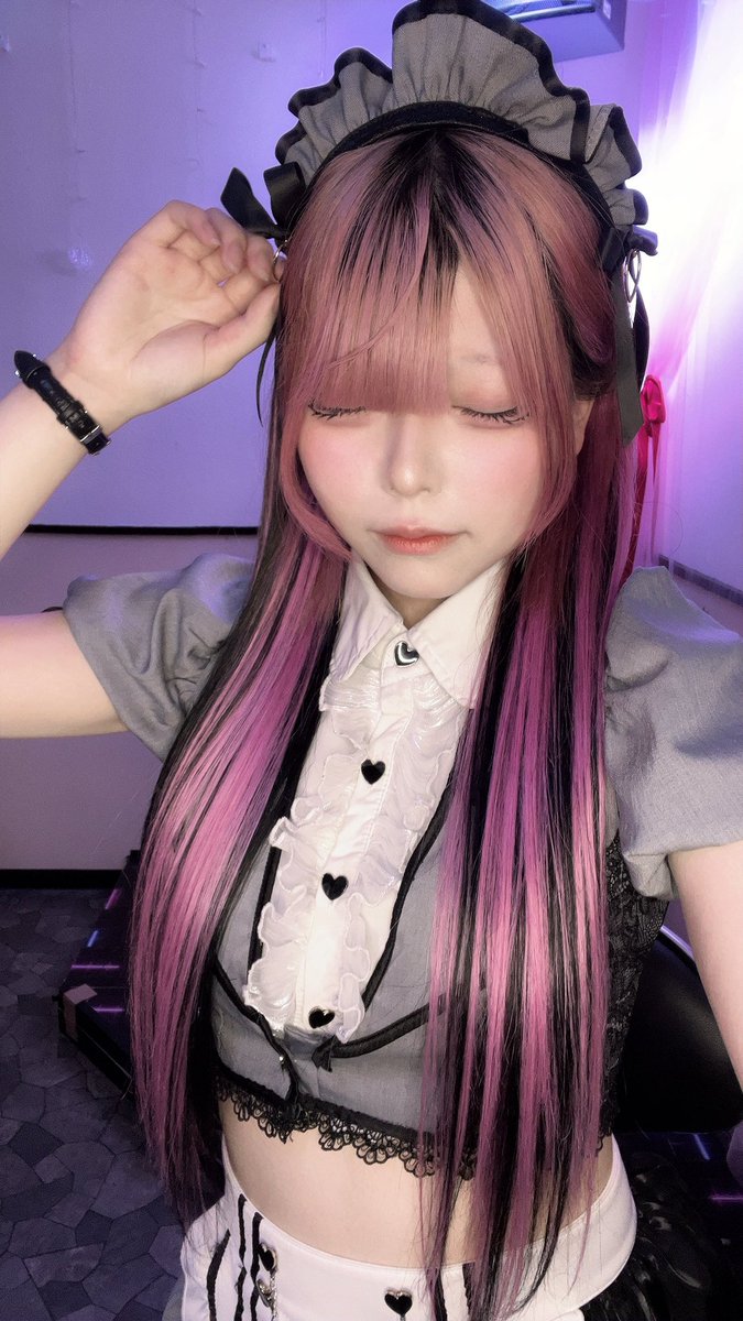 lovesignal_htg's tweet photo. 19-1 いてます（ᴖ ̫ᴖ  )♪
乾杯できるー？

#コンカフェ #小倉コンカフェ #福岡コンカフェ #北九州コンカフェ  #自撮り界隈 #地雷系 #自撮り界隈 https://t.co/Muygq1p66P