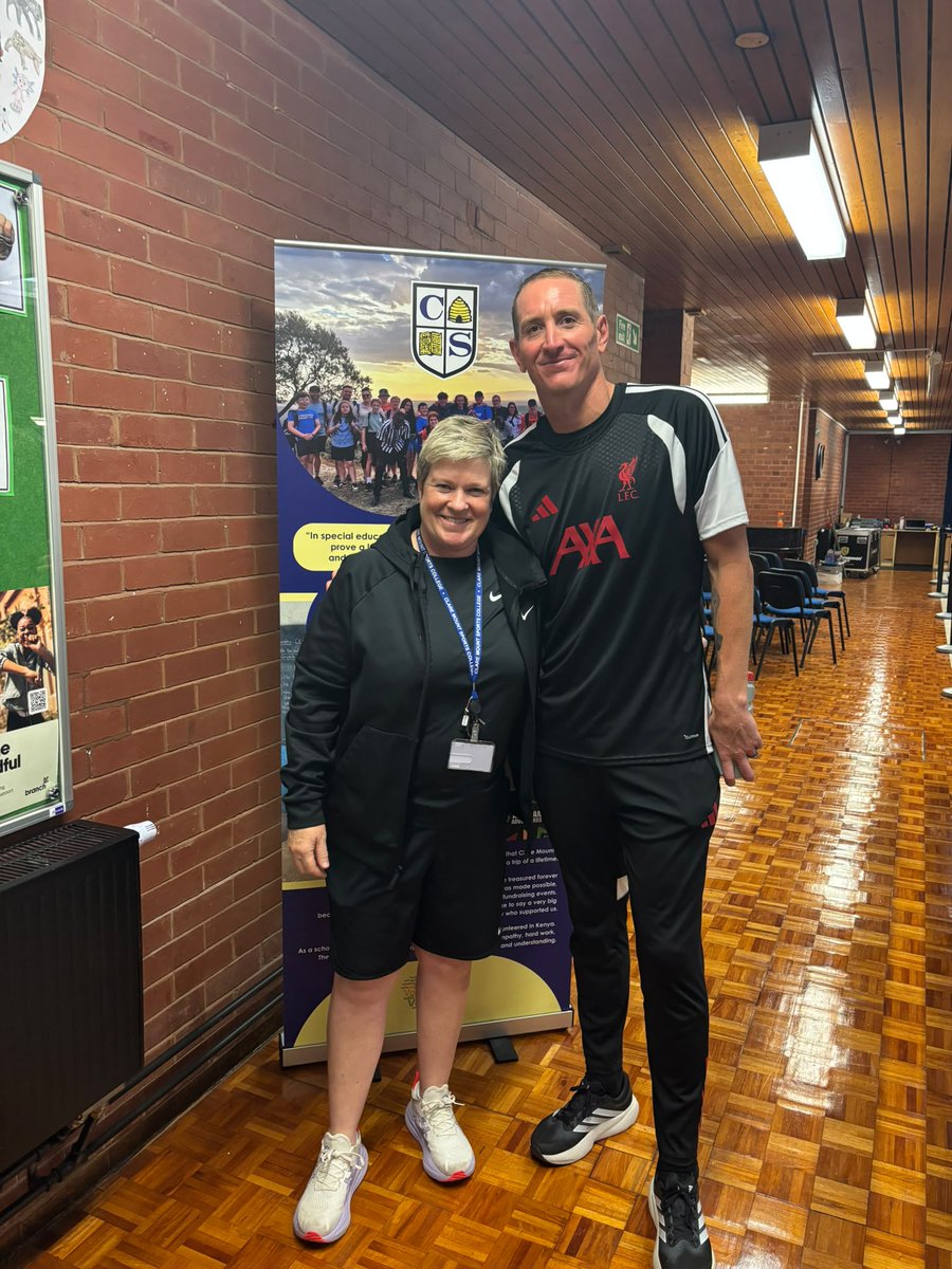 ClareMountSSC's tweet photo. We were honoured to have a visit from former LFC and England Men's Goalkeeper Chris Kirkland, this morning. Chris spoke passionately about his career and his own personal challenges. The visit was part of the @LFCFoundation Onside Programme #attitude #hardwork #helpothers https://t.co/jrnJeiDbfK