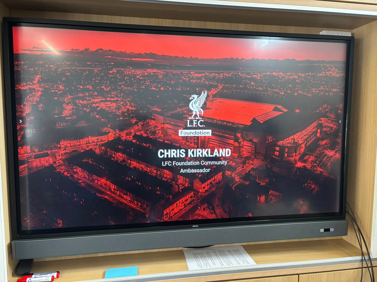 ClareMountSSC's tweet photo. We were honoured to have a visit from former LFC and England Men's Goalkeeper Chris Kirkland, this morning. Chris spoke passionately about his career and his own personal challenges. The visit was part of the @LFCFoundation Onside Programme #attitude #hardwork #helpothers https://t.co/jrnJeiDbfK