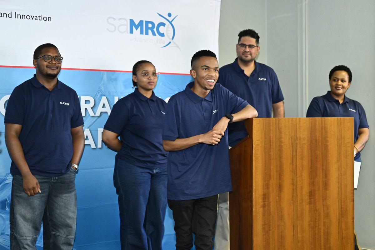 MRCza's tweet photo. Congratulations to 20 @UNIZULUongoye  students who completed CATIR’s five-week hands-on molecular science programme! Their graduation marks 100 students trained since July 2025. We continue to build local scientific skills for stronger health systems through partnerships. https://t.co/wRqLlY4Pm9