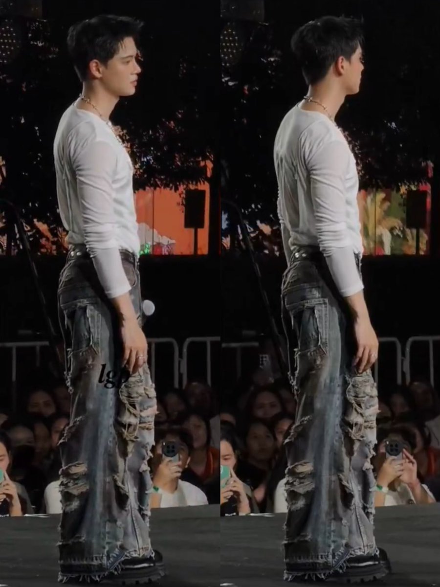 _nachalucha_'s tweet photo. ซึ่งมันควรเป็นแบบนี้แต่แรกน่ะแม่ ดาราหุ่นมาดแมนแฮนซั่มขนาดนี้ จะกั๊กอยู่ไยเล่า ละดูฮียืนทิ้งโพก ปานนายแบบ

PIL FAN INTIMACY
#PoliceinLoveFanEXP
#centralwOrld https://t.co/B7cxuJmDsJ