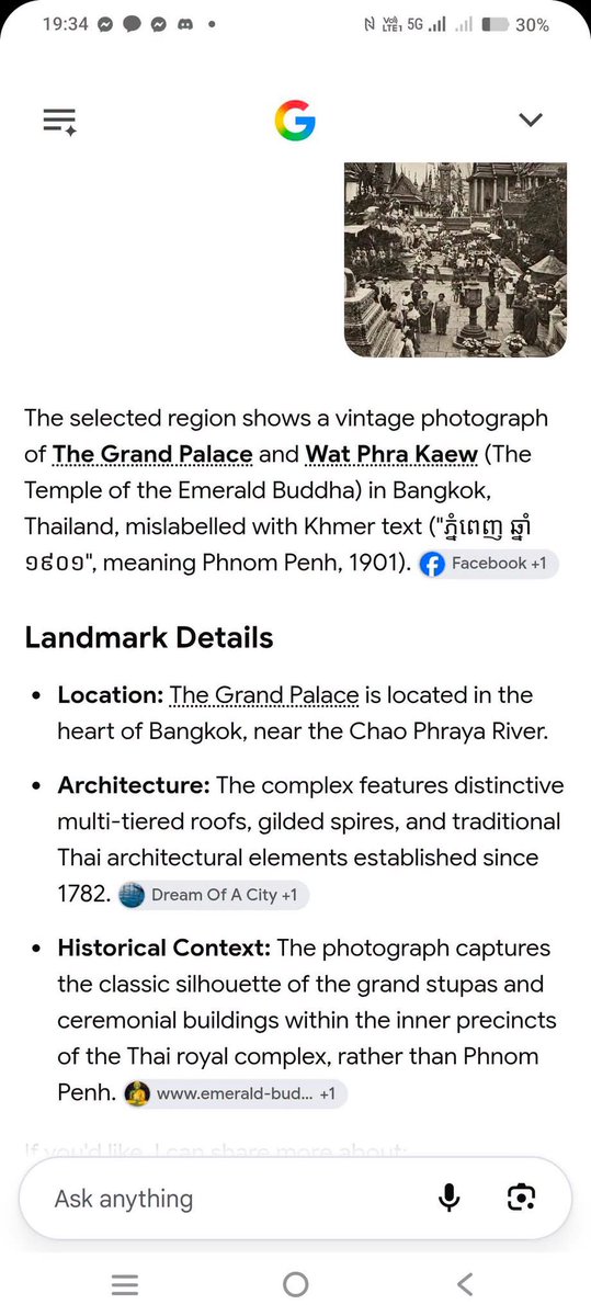 SaveThaiCulture's tweet photo. ไทยช็อค!! เขมรเคลมวัดพระแก้ว 
.. เมื่อหาจาก google lens ได้คำอธิบายว่า
"ภาพถ่ายทางประวัติศาสตร์ภาพนี้แสดงให้เห็นพระบรมมหาราชวังและวัดพระศรีรัตนศาสดาราม (วัดพระแก้ว) ในกรุงเทพมหานคร ประเทศไทย มิใช่กรุงพนมเปญในปี ค.ศ. 1901 ตามที่��้อความภาษาเขมรซึ่งปรากฏทับอยู่บนภาพได้ระบุไว้” https://t.co/qNSeLttvVv