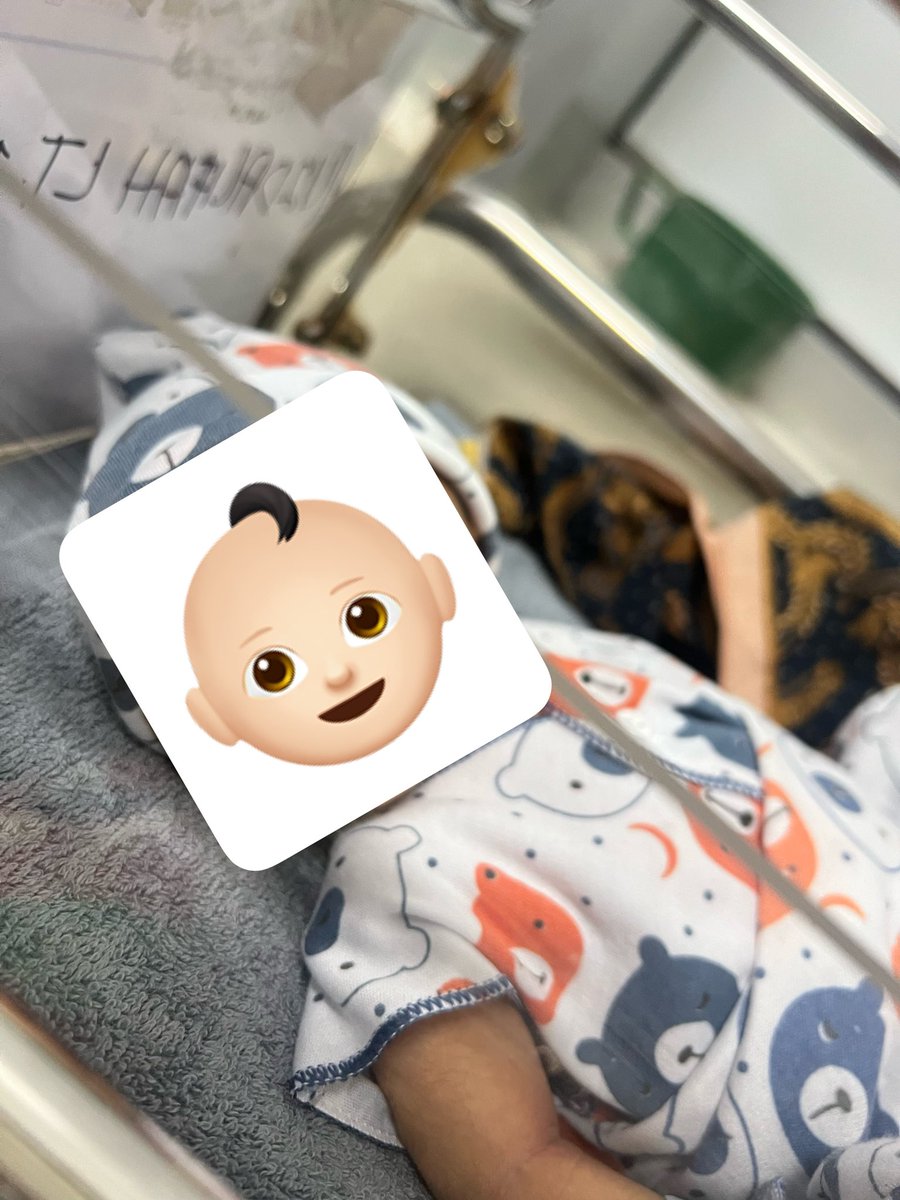 liann___'s tweet photo. Masih ganyangka bisa punya bayi ini. Makasih yaAllah. Panjang umur dan sehat selalu ya nak 🥹 https://t.co/UaHxshMRVv