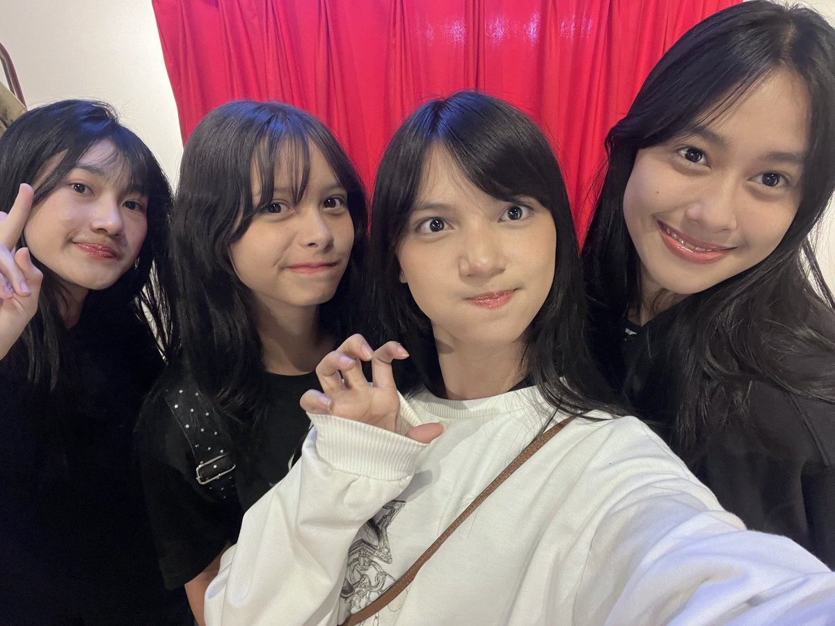 A_VirgiJKT48's tweet photo. euhm https://t.co/NHGLNUCsFU