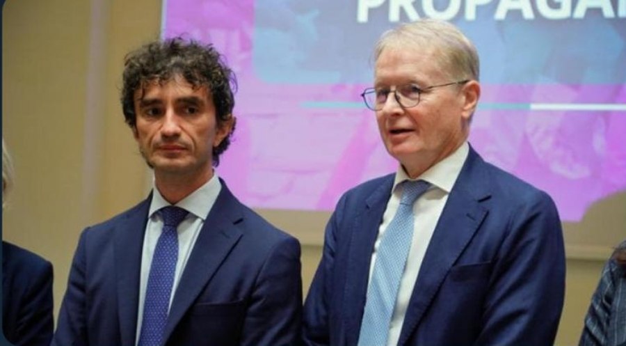 politicareit's tweet photo. I capigruppo di Senato e Camera di FdI, Lucio #Malan e Tommaso #Foti, chiedono le dimissioni del pentastellato dalla commissione antimafia tramite una lettera indirizzata ai capigruppo M5S di Senato e Camera e alla presidente della commissione, Chiara #Colosimo. https://t.co/ilw2XEpFls