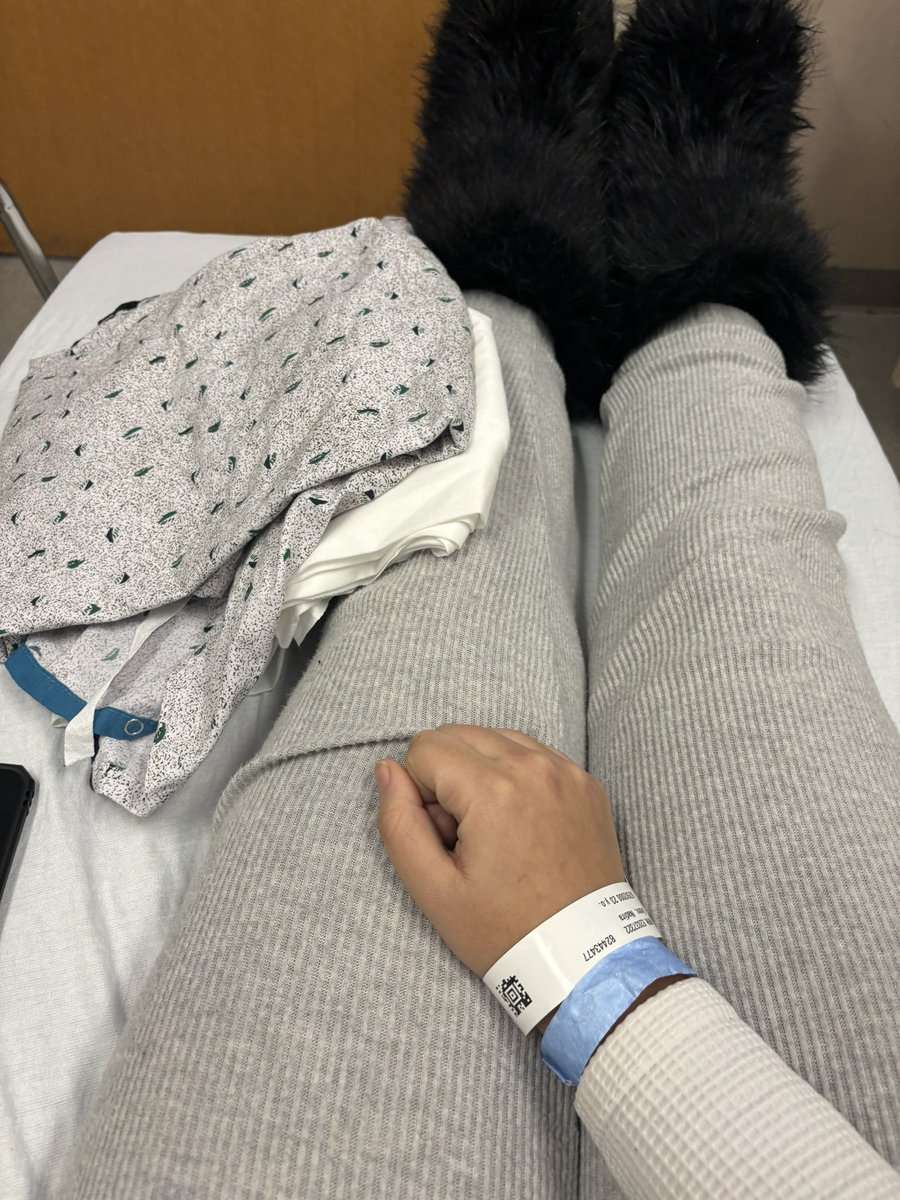 EsophagusG1y3's tweet photo. At the hospital , getting my kidneys checked https://t.co/B7ZCDORQzR