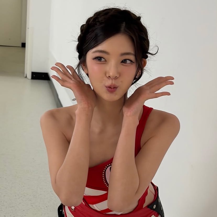 nbdylikeryu's tweet photo. i don’t care that this is a 26 year old woman i WILL baby her https://t.co/VOjjxjCkzS