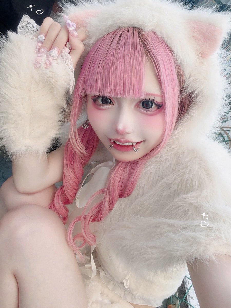 CODEXIII_info's tweet photo. 【⌛️TikTok毎日配信⌛️】

⏰10/5 25:00~

🩷うとちゃん @uin2218 
💭 【お仕事がんばってきたよーᐡ⸝⸝>  ̫ <⸝⸝ᐡ】

⏳公式TikTok 
📱▶︎【https://t.co/h9KVLuzjj9】

#CODEXIII
#サークルライチ https://t.co/S5NzDYT0hc