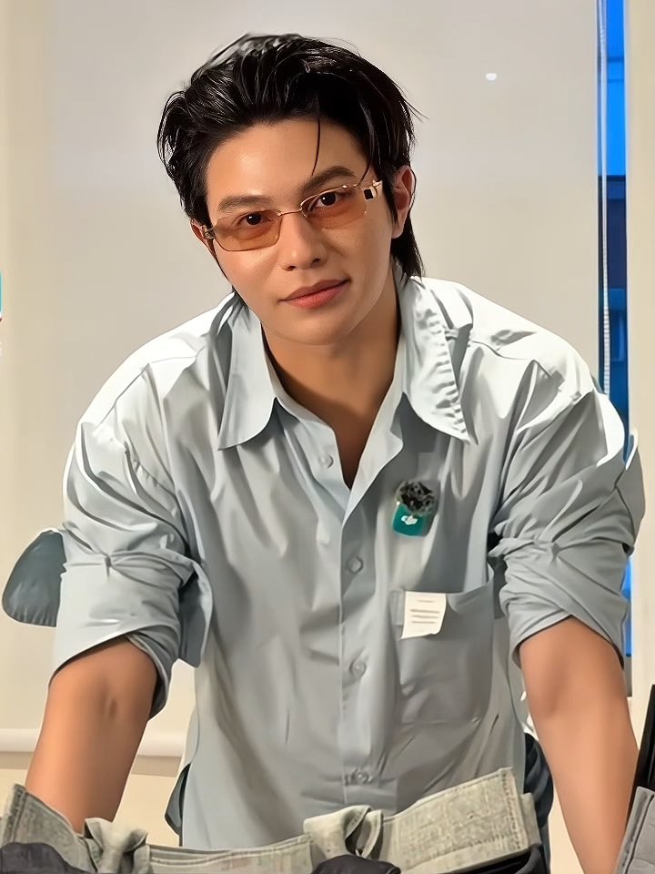 fourdoubleu's tweet photo. ถ้าวันนี้ไม่เห็นค่า                  วันหน้าโผล่หัวมากุต่อยแน่ https://t.co/FGrZX04P9P