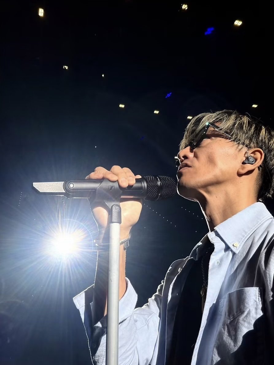 CCFan_takuya's tweet photo. 今週10/7は木村拓哉さんが福岡へ✨
「TAKUYA KIMURA Live Tour 2026 Checkpoint」🩷
福岡まで遠征される皆さん、ライブも旅も思いっきり楽しんできてください🙌
移動中の通信対策にはレンタルWi-Fiもオススメです👀
#木村拓哉
#Checkpoint
#ライブ遠征 https://t.co/r28s45dHTu