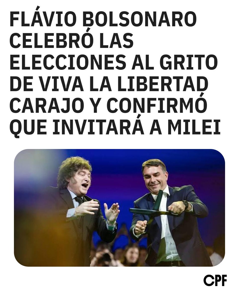 contextopf's tweet photo. FLÁVIO BOLSONARO, CON GUIÑO A MILEI

"¡Viva la libertad carajo!". Tras los primeros resultados electorales, aseguró que invitará a "Javier Milei" a su asunción y celebró el desempeño de su espacio en las urnas. https://t.co/Uzx53GyNId