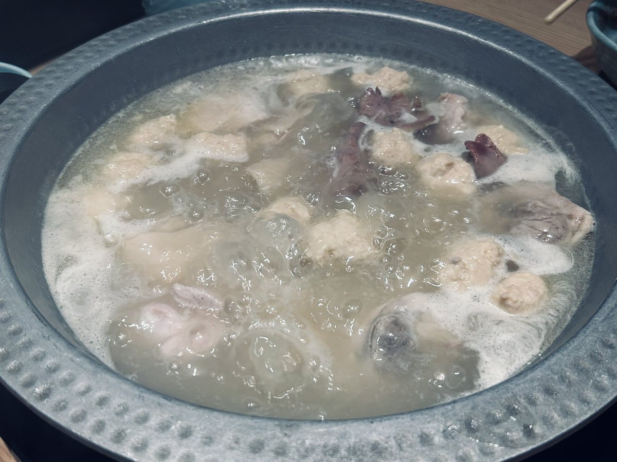 mikkegt's tweet photo. 鶏づくし水炊き https://t.co/6DdK7DjFWQ