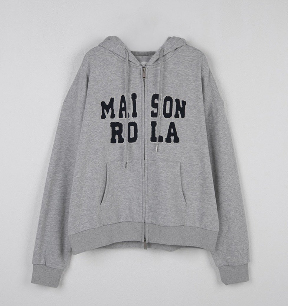 krselected's tweet photo. rolarola sale46% maison de rola embroidery hood zip-up 🧸🎀 

1,890.- free shipping https://t.co/6JEReLiwug