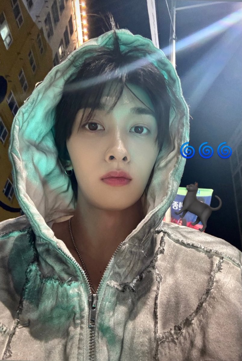 naamoo00's tweet photo. 아 이쁘다 https://t.co/iqfi4UyJSi