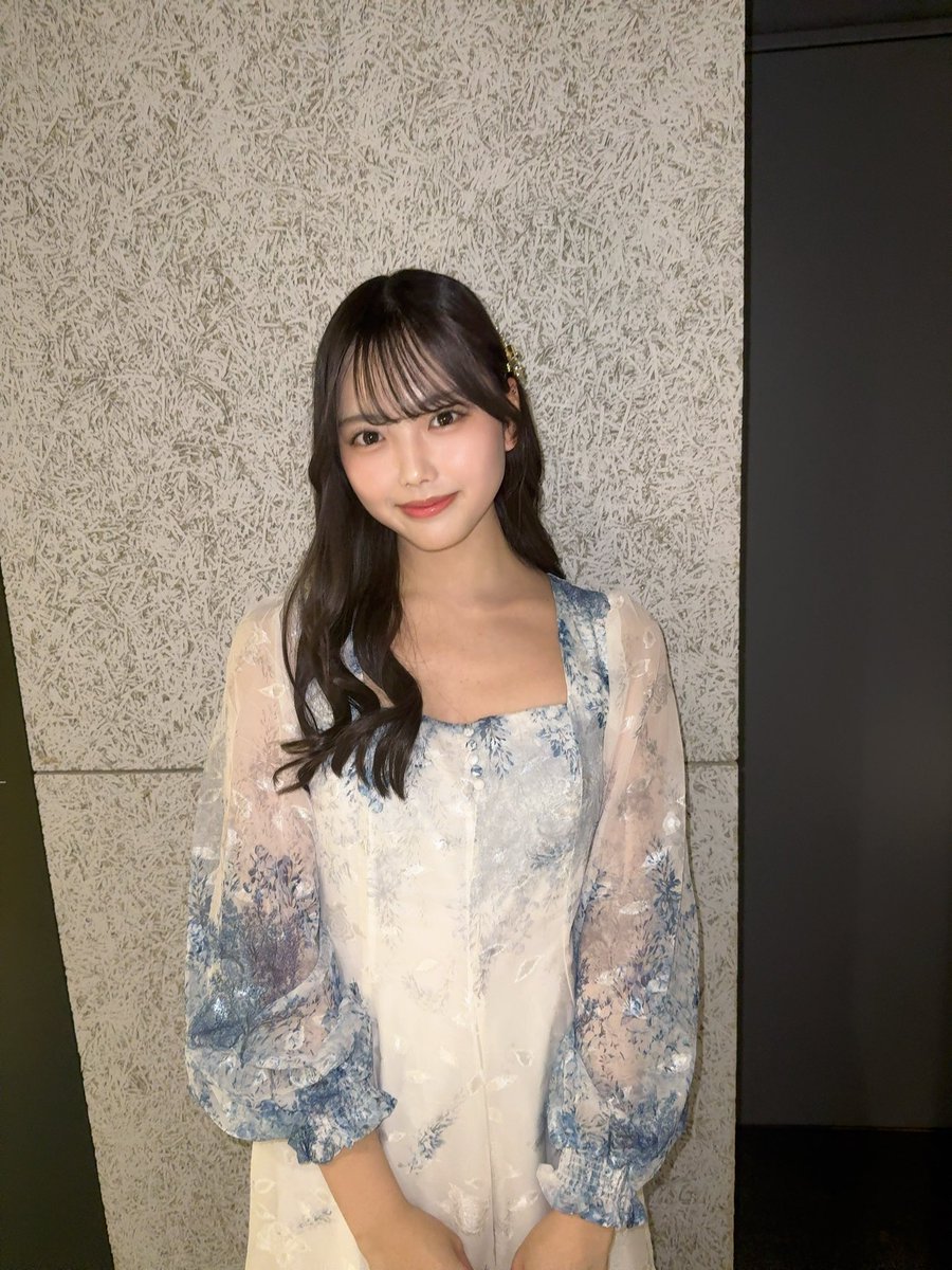 j_kiss_riara's tweet photo. 今日の私です！どうですか💍 https://t.co/BqNlpPX9CC