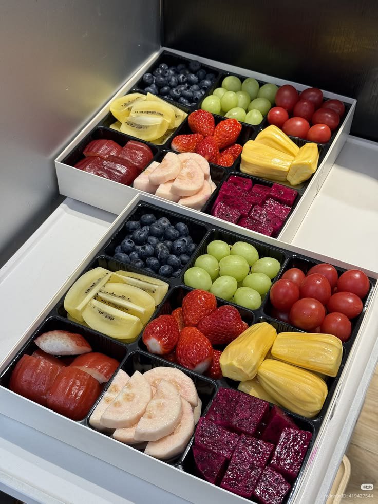 snoIlygoster's tweet photo. ⠀⠀⠀
📍Ascott Sudirman

Bawain buah sama masakin daging buat yang lagi demam 😒 demam mau di bawa ugd 😒
⠀⠀⠀ https://t.co/5hyz26wTIv