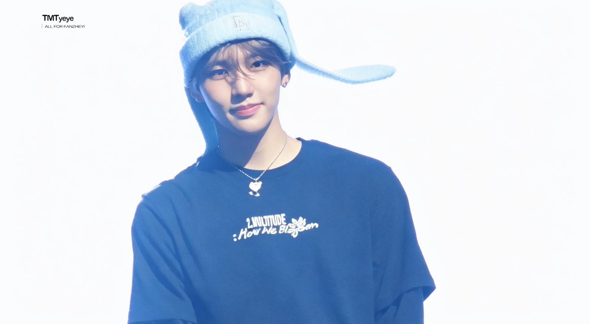 TMTyeye's tweet photo. 20261004 fancon yokohama

“토끼 귀가 나온 것 같아🐰”

#范哲逸 #FANZHEYI #판저이 
#modyssey #모디세이 https://t.co/BC5dEkZFQm