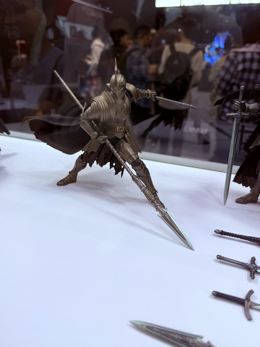 TRISKELE_HOBBY's tweet photo. 【上海WF2026会場・V Toysブース①】
V Toysは銀月騎士、待たせてるけどちゃんと出すよ!というアピール強めでした。単体での組み替えが捗りそう。
《当店のV Toys 銀月騎士の予約ページ》
https://t.co/mL2GpxA4hl
#TRISKELE_HOBBY
#VToys
#ファンタジーフィギュアで遊ぼう
#上海WF
#上海WF2026
#上海WonderFestival
#上海WonderFestival2026