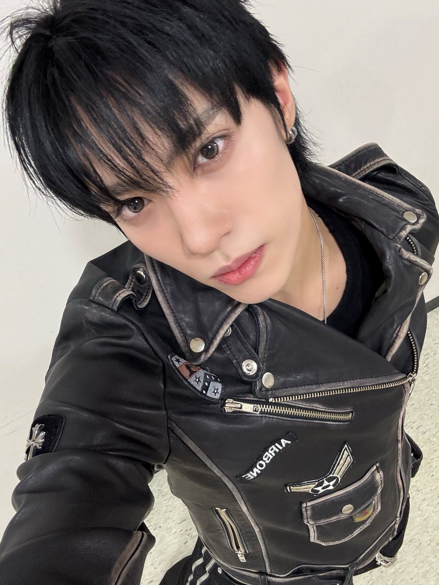 DXMON_HM's tweet photo. 선물 줄게 

#DXMON #다이몬
#REX #렉스 https://t.co/ix31KxKYOK