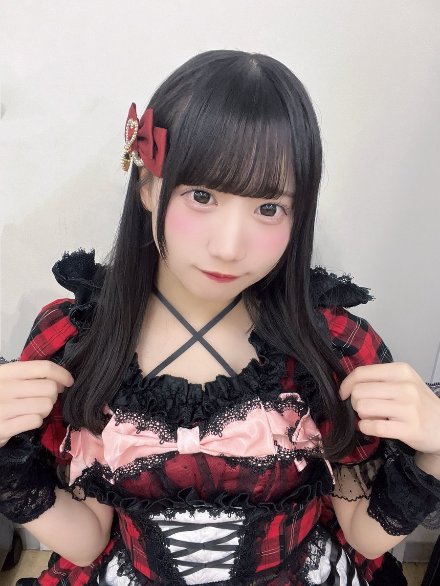 moe_dollykiss's tweet photo. いつもより温度高めストレート❤︎ https://t.co/VFaY9KM9Y6