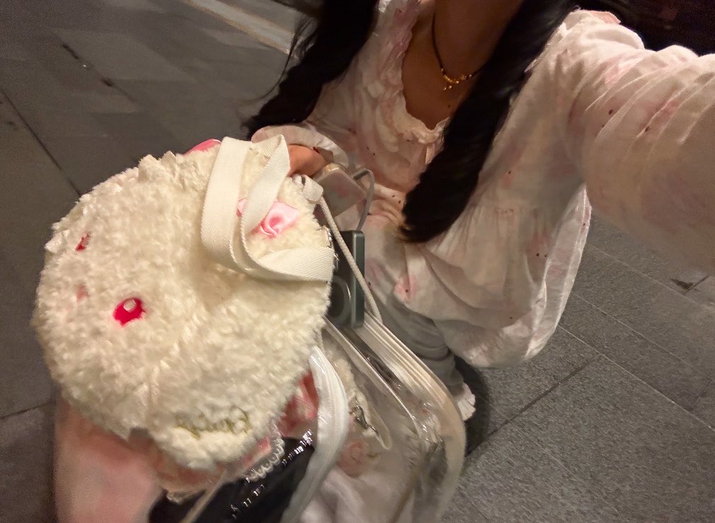 MohitKu36680697's tweet photo. 回家 https://t.co/L14DhYbH6K