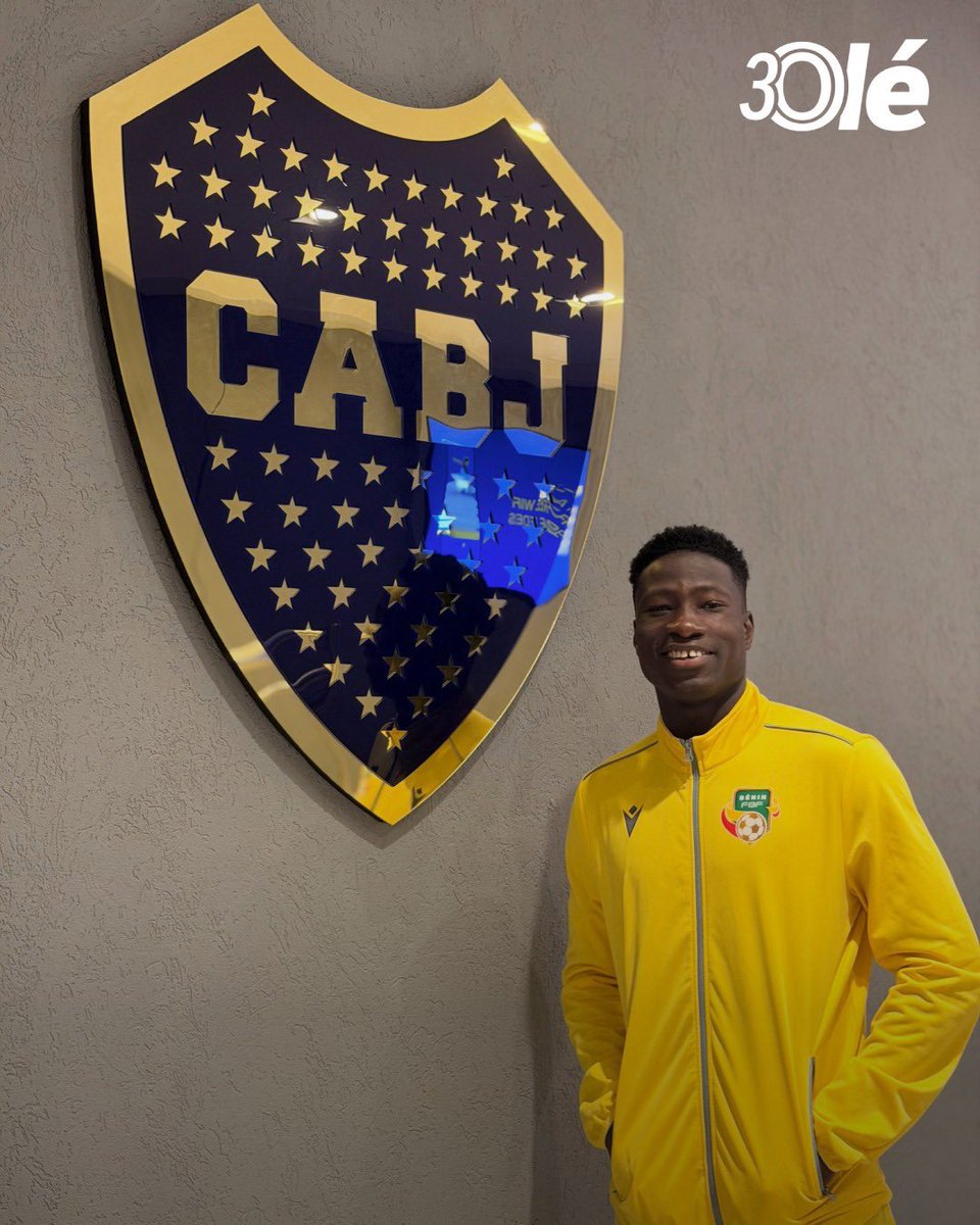 marianherrrera's tweet photo. Los jugadores de Benín están cumpliendo el sueño de cualquier futbolista del planeta. Conocer La Bombonera. https://t.co/1YAyNPJXdG