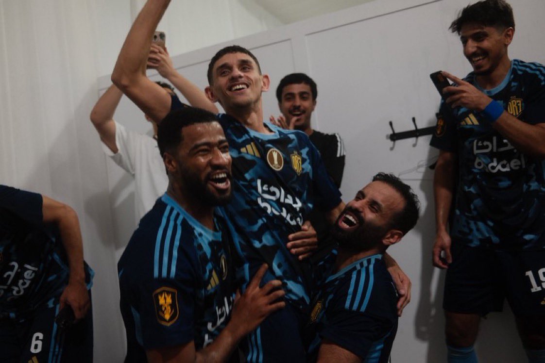3ivq8's tweet photo. ━━━━━━━━ 🚨 🚨 | Kings League |

-🔚 نهاية المباراة

-✅ انتصر دربحه (DR7)

-❌ خسر فريق طربون (TRB) 

بنتيجة 2-2 وانتصار دربحه 4-3 ( SHOOTOUT )

مبروك لنادي (DR7) ! 🥇🥇

#KingsLeague #TRB #DR7 #MATCHDAY6
#دربحه #طربون https://t.co/JAoVpaeB66