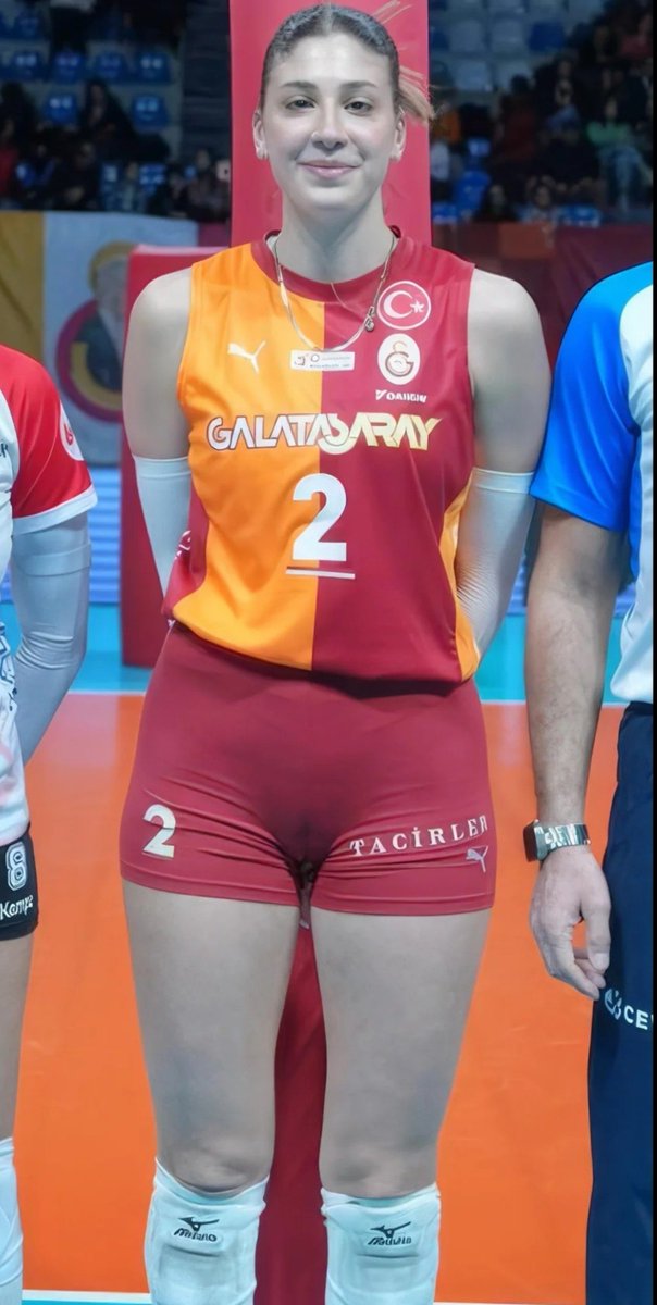 Fcgirls19's tweet photo. Ilkin aydin 🇹🇷 https://t.co/IJVpHyzxgV