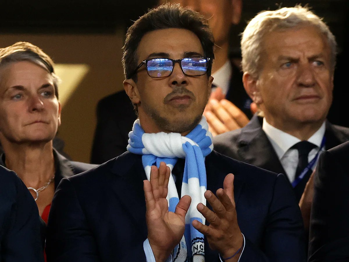 topskillsportuk's tweet photo. 🚨💣 𝐌𝐀𝐉𝐎𝐑 𝐁𝐑𝐄𝐀𝐊𝐈𝐍𝐆: Sheikh Mansour will sell Manchester City if the appeal fails, according to UAE expert Christopher M. Davidson. 🇦🇪🔵😳

He says the ruling family would feel embarrassed and disgraced.

Would rather cut losses than leave the ownership tainted in England.