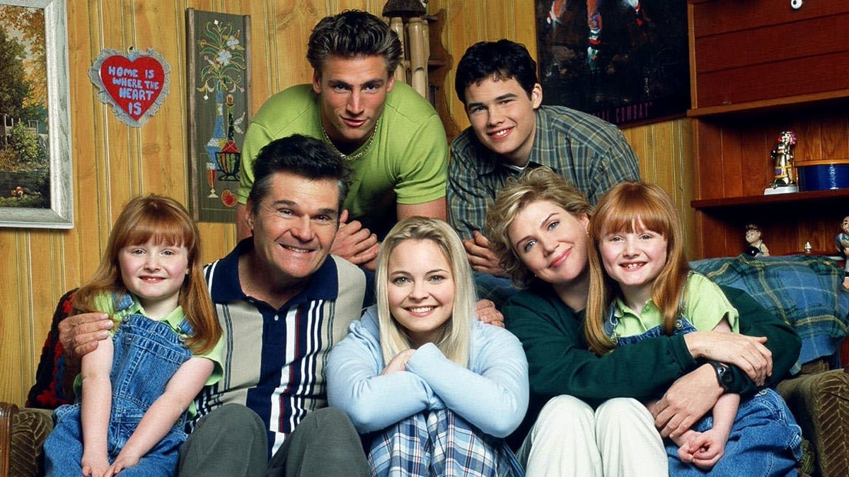 k50cullen's tweet photo. In 2001 and 25 Years Ago, #MaybeItsMe premiered on The WB on this day RT and Like if you remember this show. (#JuliaSweeney, @reagandale, @levis_patrick, #EllenAlbertiniDow, #AndrewWalker, #DaniellaCanterman, #DeannaCanterman, #VickiDavis, #FredWillard, #SuzanneMartin, https://t.co/FUkkzU4JFo