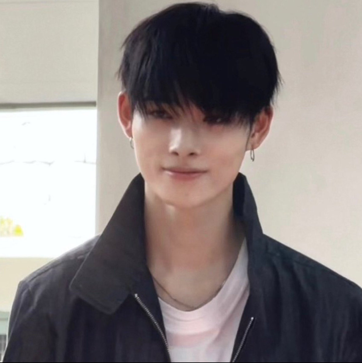 lunaticly1's tweet photo. day 1 looking for #evergene moots!

~she/her 18
~ult enha &amp; evan
~casual listener: illit, f5ve, aespa, &amp;team, nct dream
~other artists i like: 2hollis, adéla, flo, santos bravos, say now, jane remover, underscores
~not new to #stantwt

⟳/♡ to be moots!

#engene #ever #moothunt https://t.co/fi8tIiDGbM