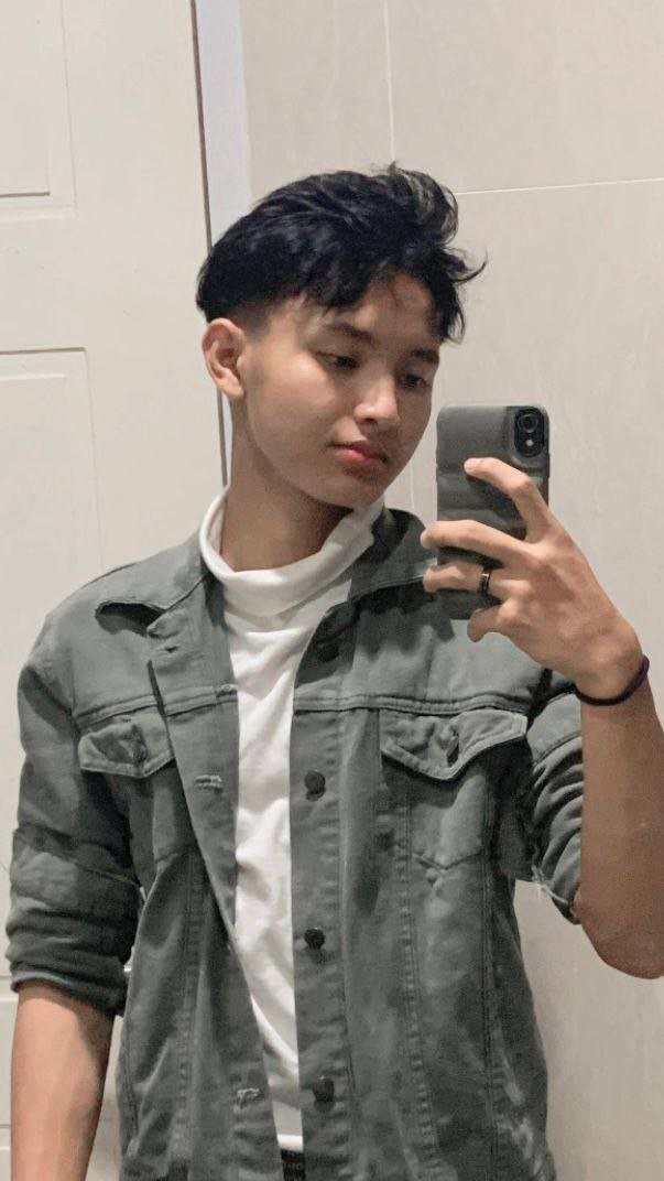NoShirtClub's tweet photo. Brondong ganteng idaman tante dan om 🤍

YANG MAU VIDEO FULL NYA, BOLEH DM YA, JOIN TELE KITA ADA RIBUAN VIDEO KAYA GINI 🥰 https://t.co/BajCtcBK5U