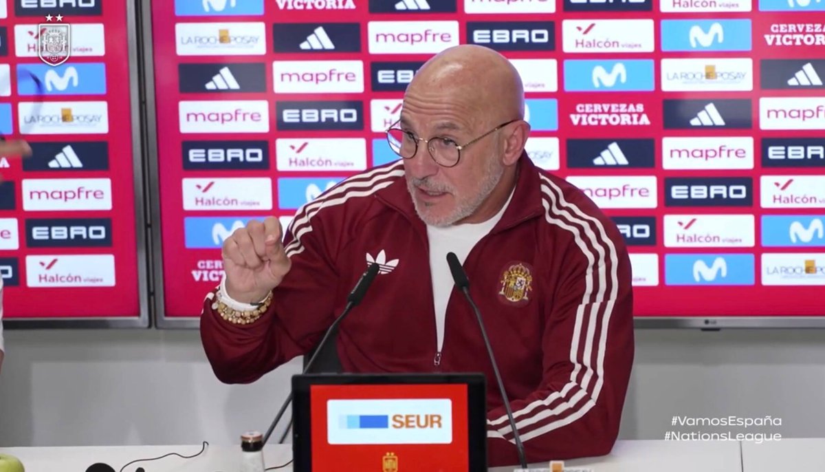 BarcaTimes's tweet photo. 🚨🎙️| Luis de la Fuente: “Lamine Yamal has anxiety because he wants to be the best. He’s a born competitor. He always wants to play — everyone wants to play. But we have decided that nobody will play more than 270 minutes in this int'l break. Most players will play three out of the four matches.” #fcblive 👏